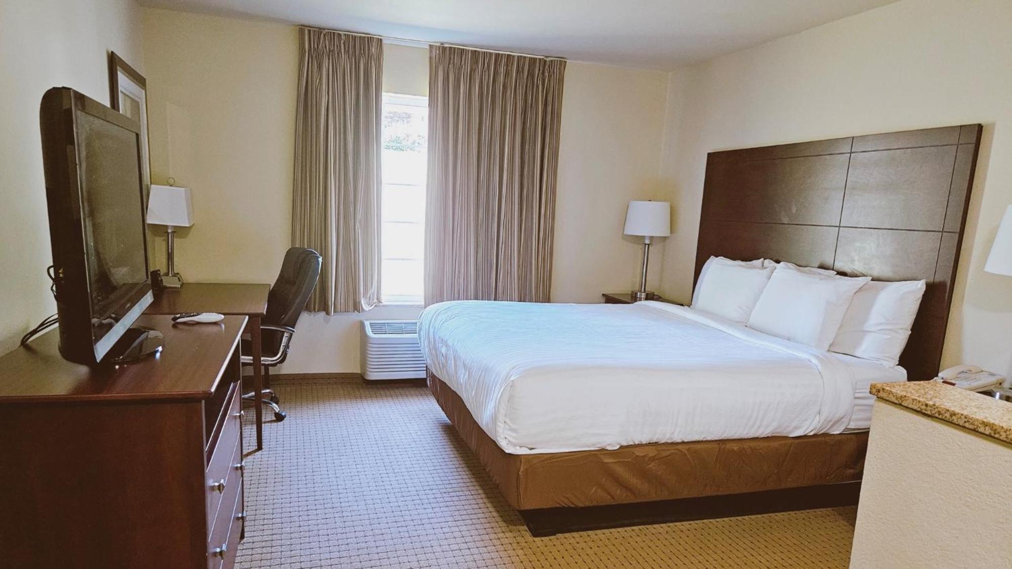 Cobblestone Inn & Suites - Bloomfield エクステリア 写真
